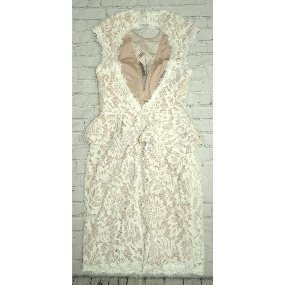 Betsy & Adam Peplum All Over Lace w/ Open Back Dress, Cream, 4 NWT - Picture 3 of 11